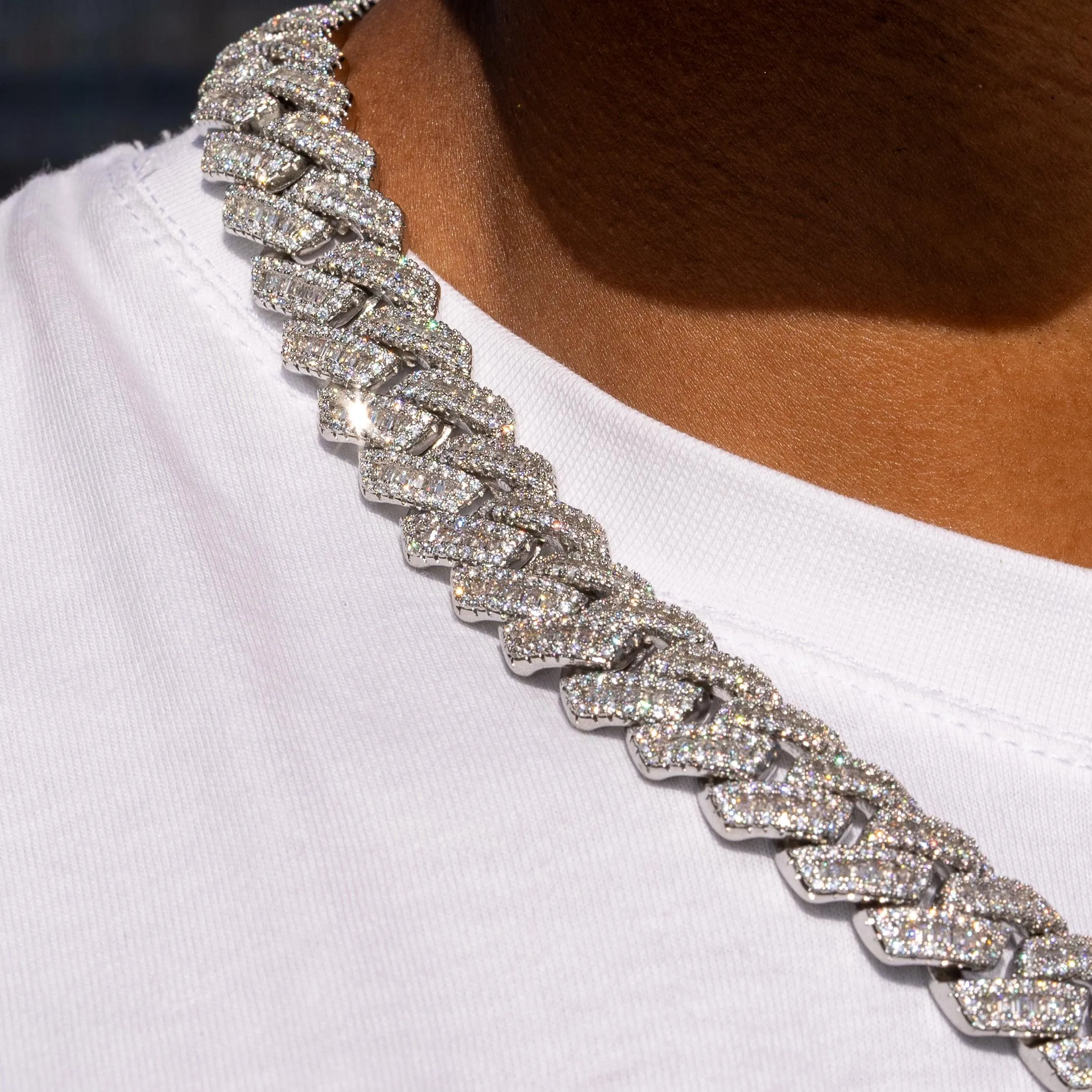 17mm Baguette Prong Link Chain - White Gold