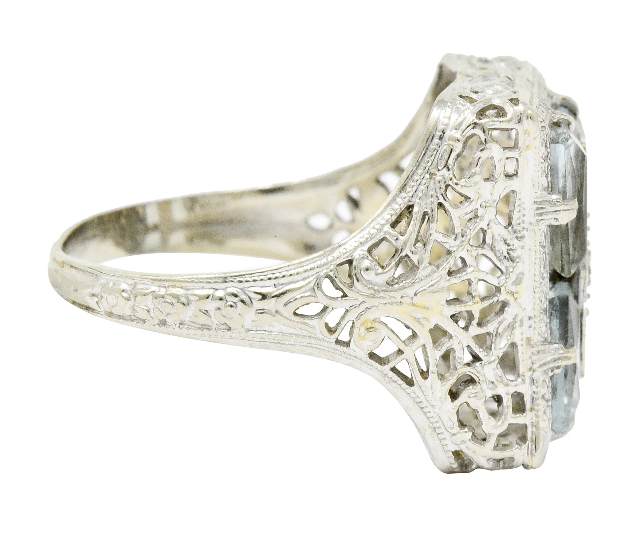 Art Deco Aquamarine Diamond 14 Karat White Gold Floral Dinner Ring