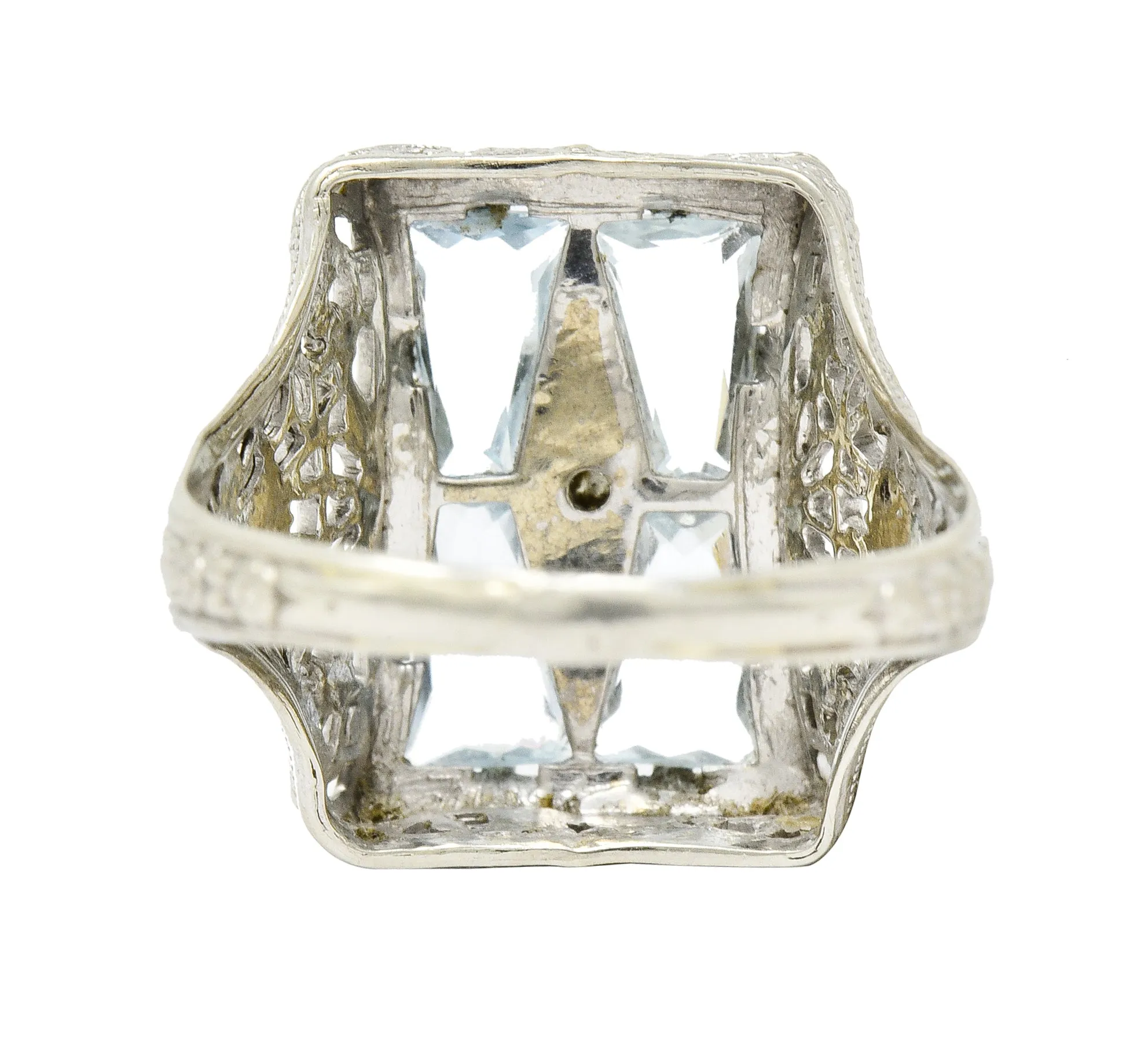 Art Deco Aquamarine Diamond 14 Karat White Gold Floral Dinner Ring