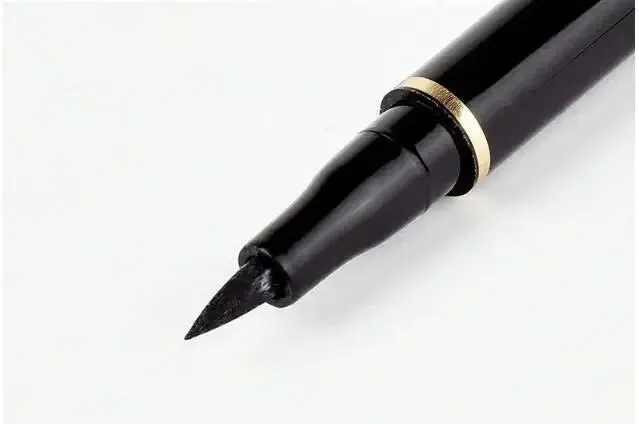 Black Fine Long Lasting Liquid Eyeliner Water Pen