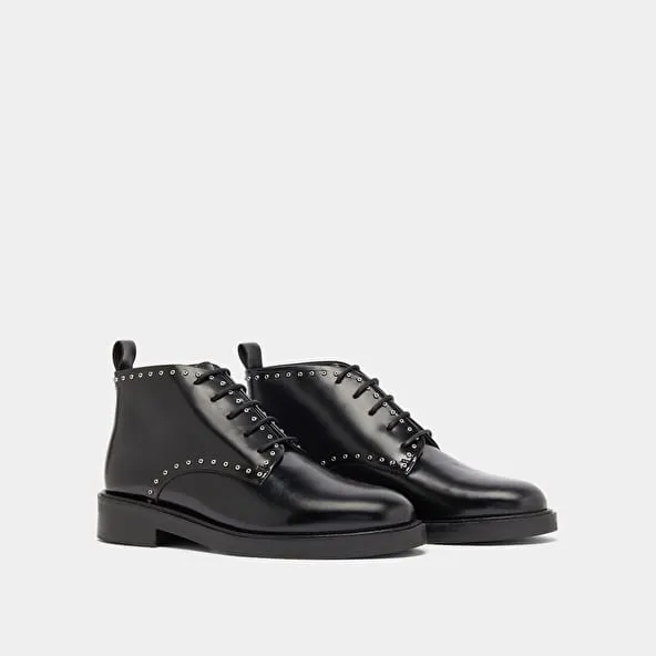 High derbies in black leather