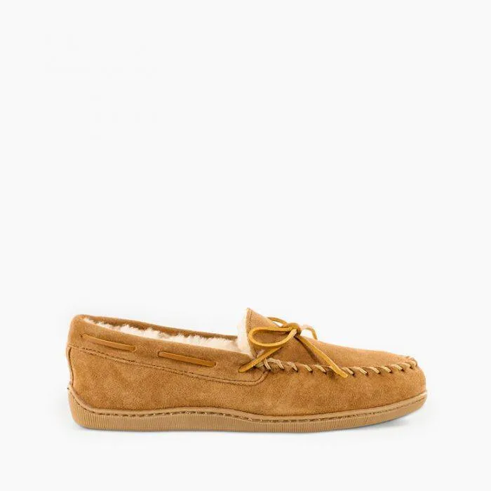  Men's Sheepskin Hardsole Moccasin in Tan  