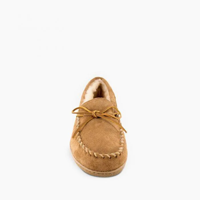  Men's Sheepskin Hardsole Moccasin in Tan  