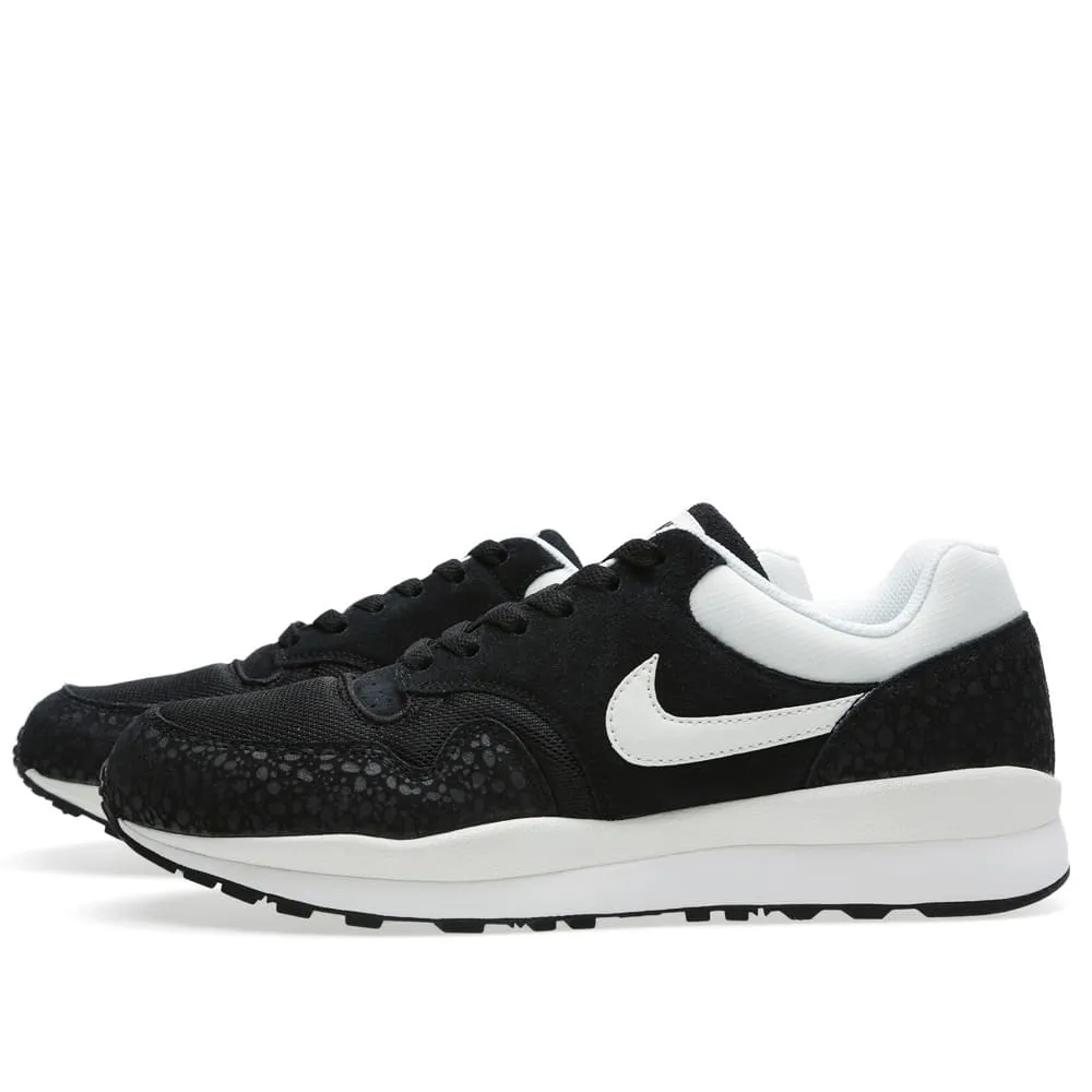 Nike Air SafariBlack & Sail