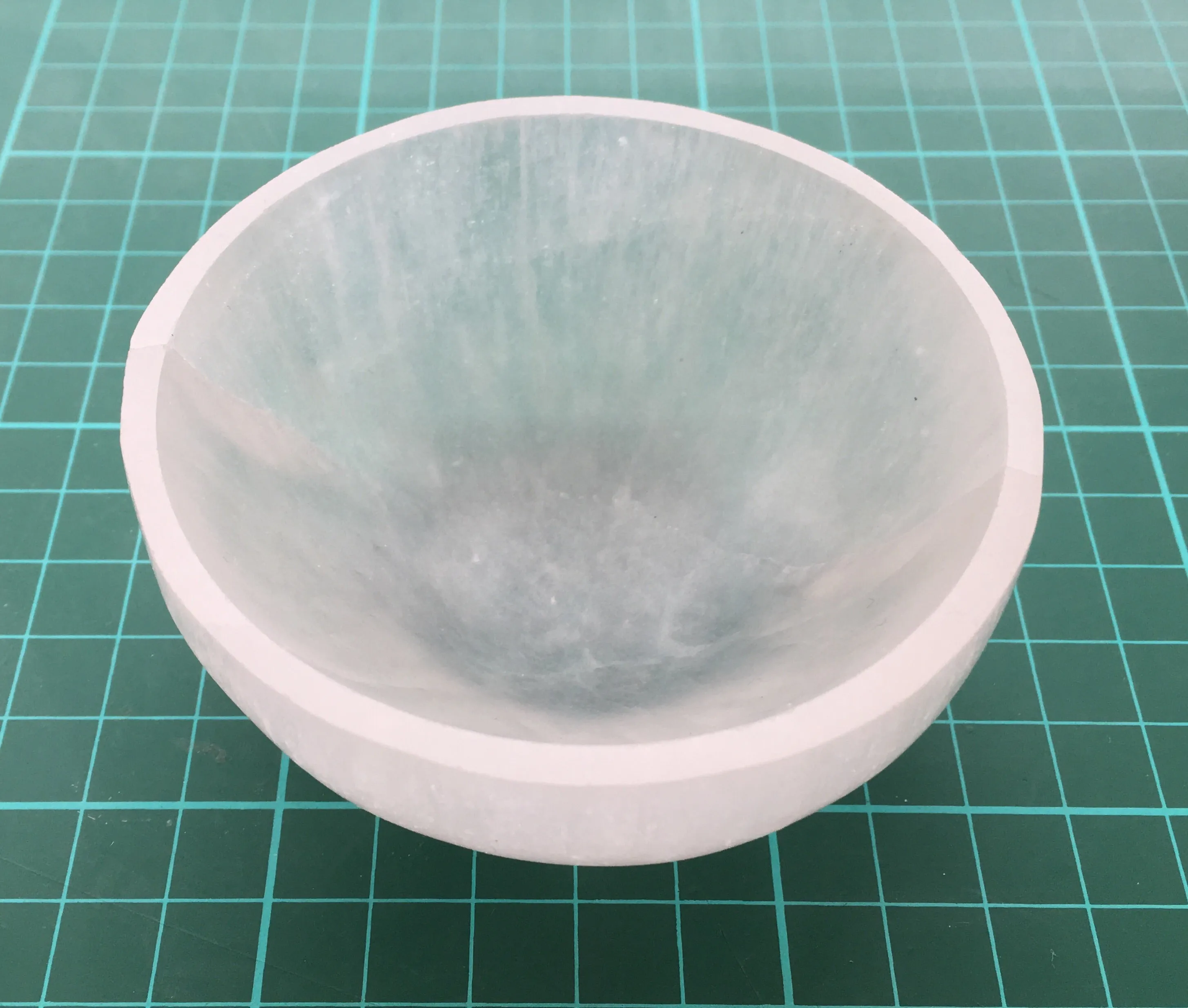 Selenite bowl 7.5-8cm