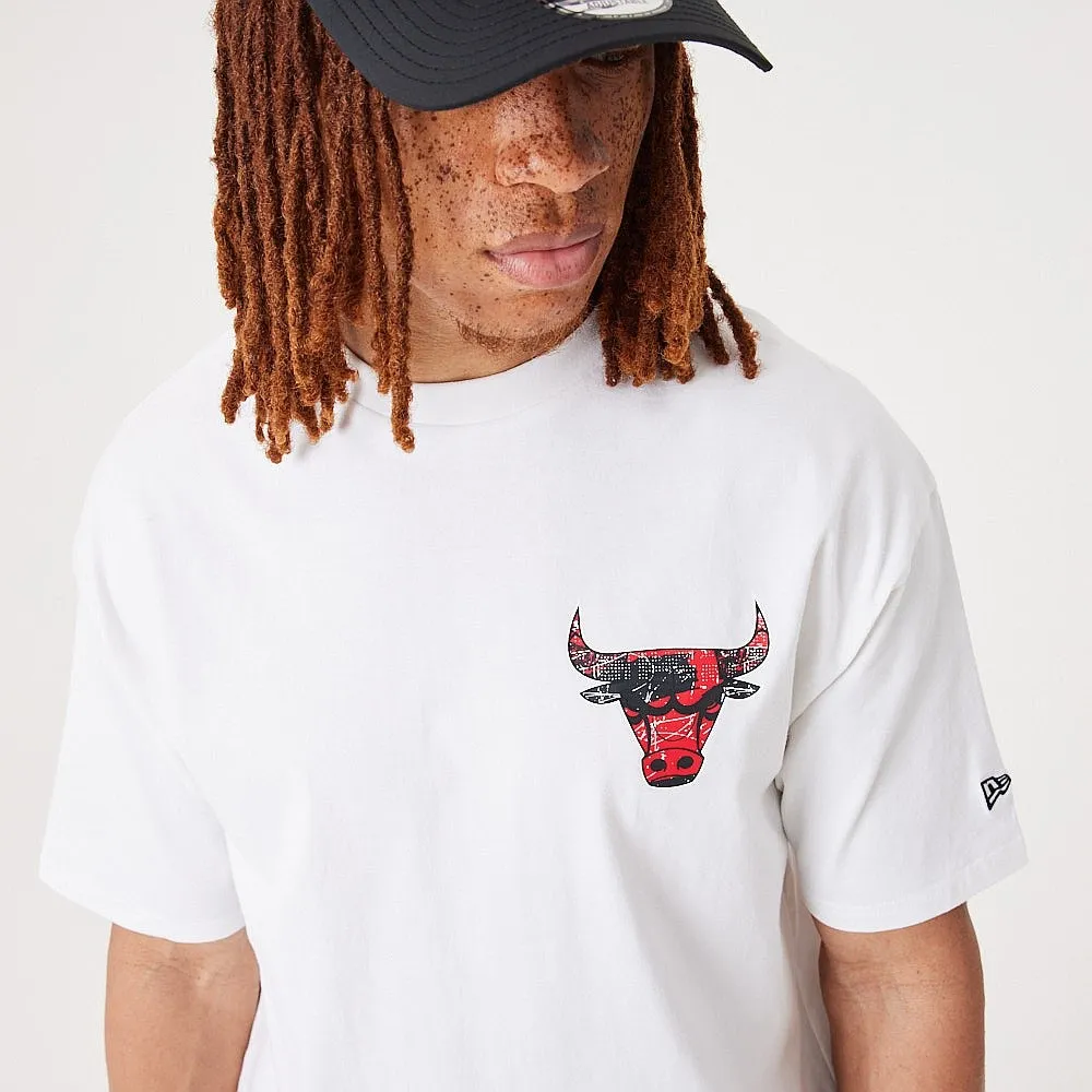 T-Shirt New Era Infill Team Logo Oversized NBA Chicago Bulls - White/Faded Red - men´s