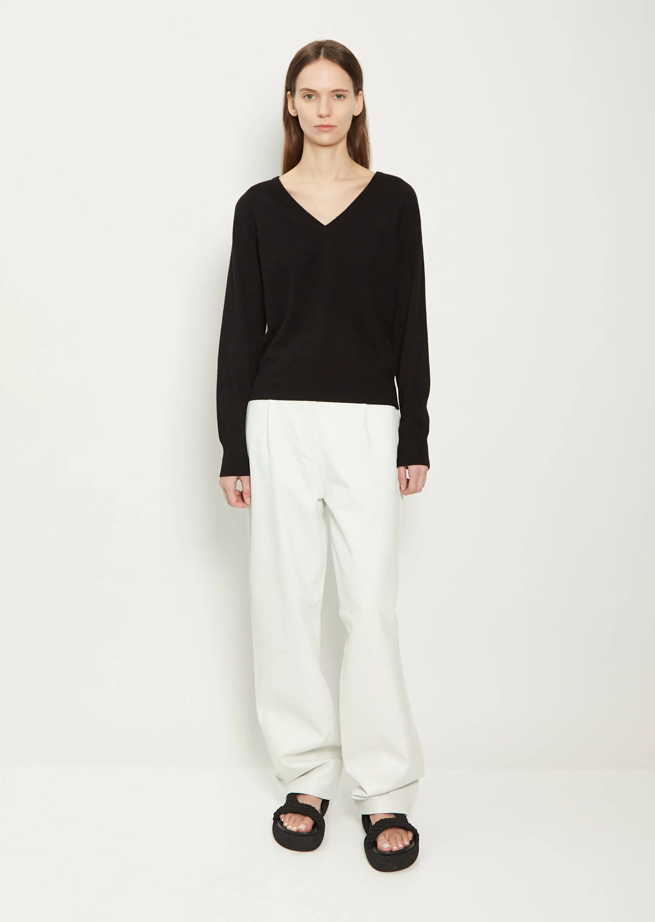 Tarsi Cashmere Sweater — Black