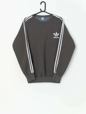 Vintage thick sweatshirt in grey by Adidas – Medium / Large