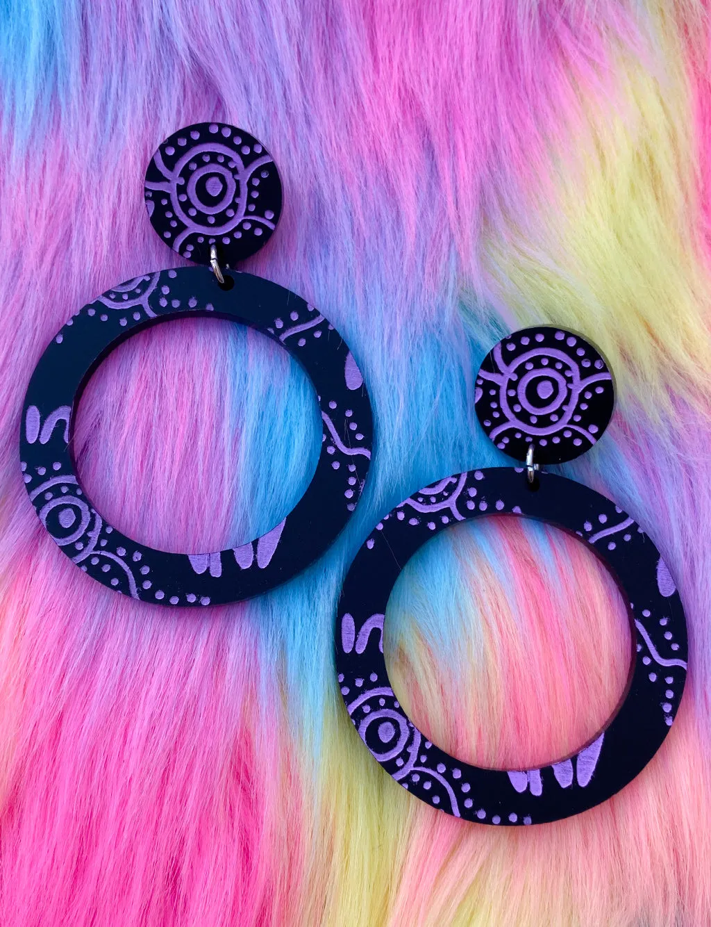 WIRADJURI YINAA HOOP EARRINGS - PURPLE/BLACK - SMALL