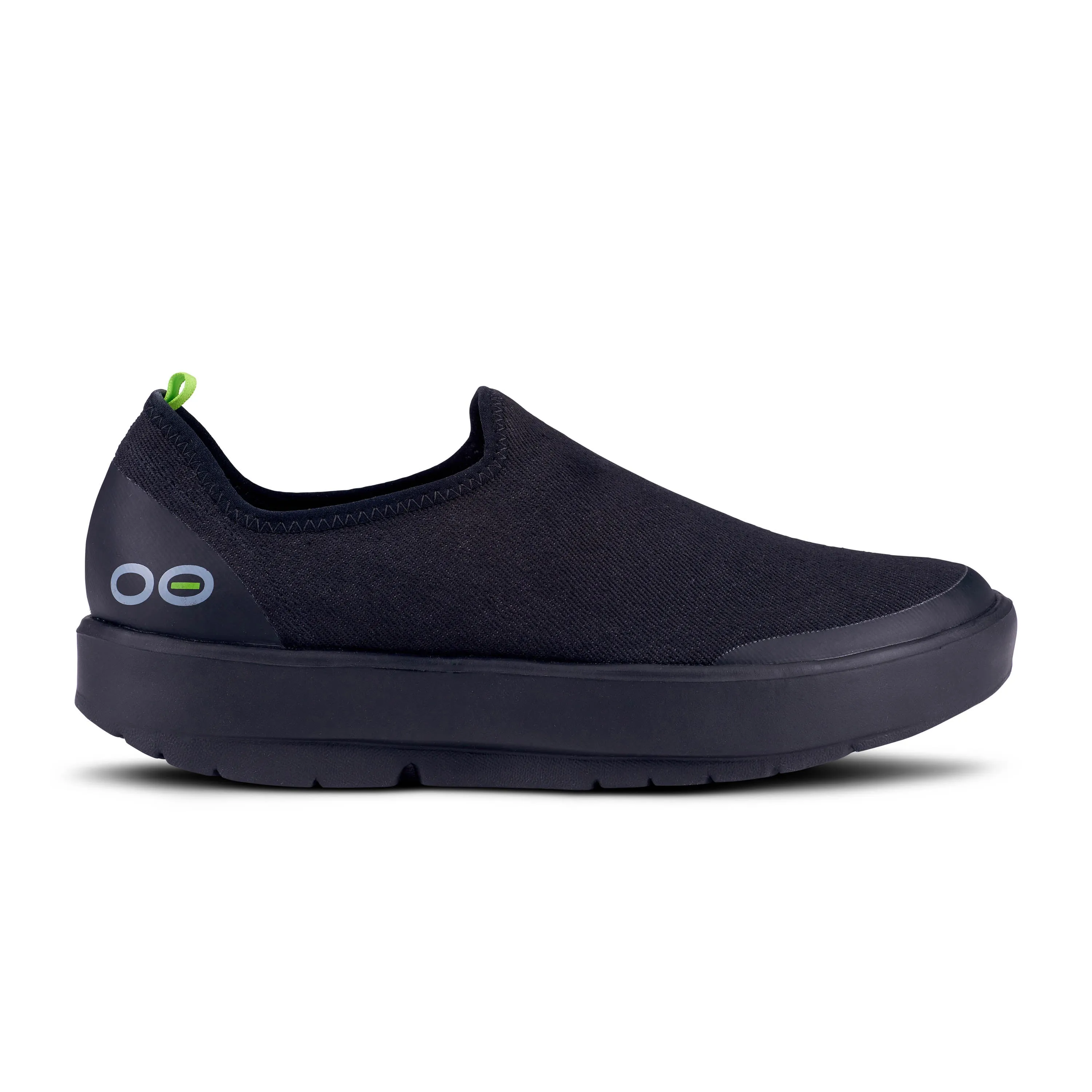  Women's OOMG eeZee Low Canvas Slip-On in Black  